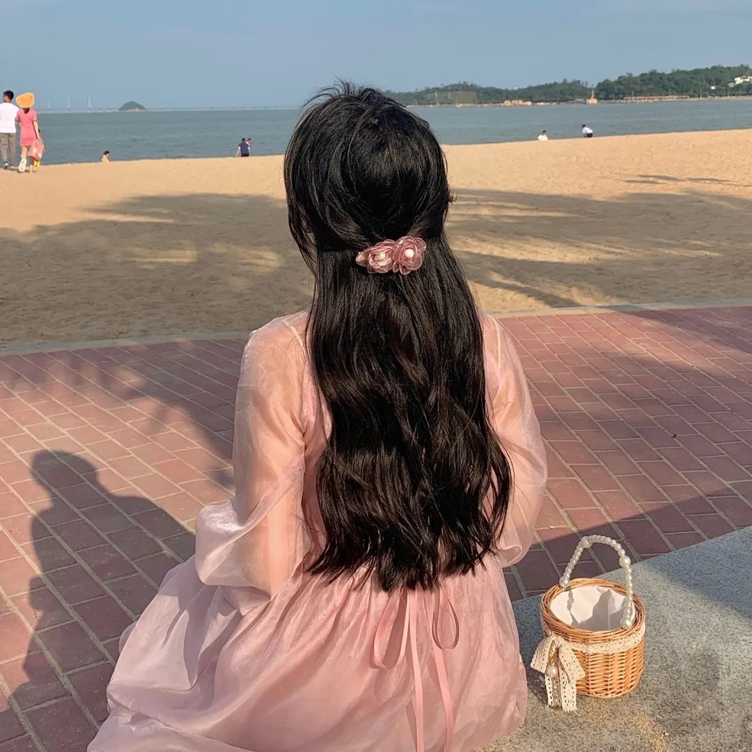 快藏起来!玛琪娜同学